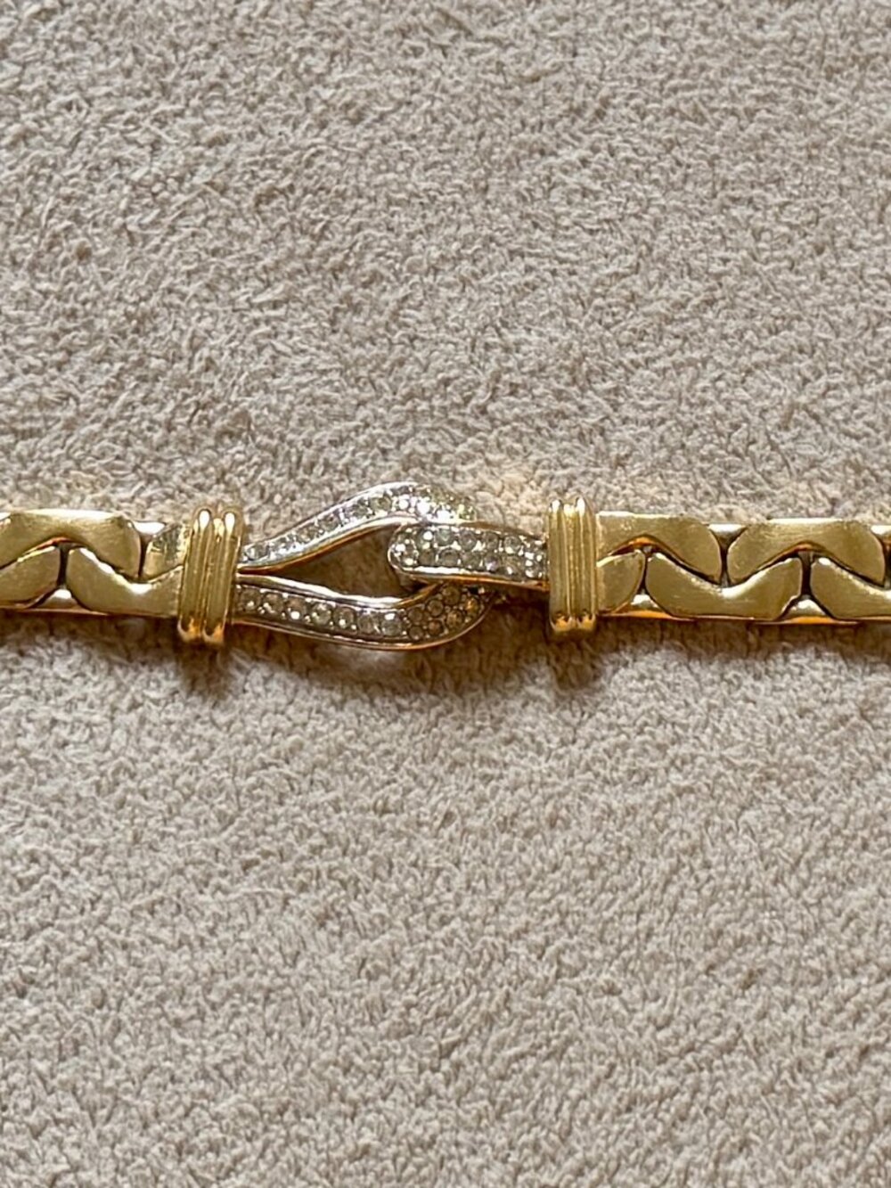 Vintage Style Gold Tone & Faux Crystal Statement Necklace 15.5” Elegant Link - Picture 5 of 7